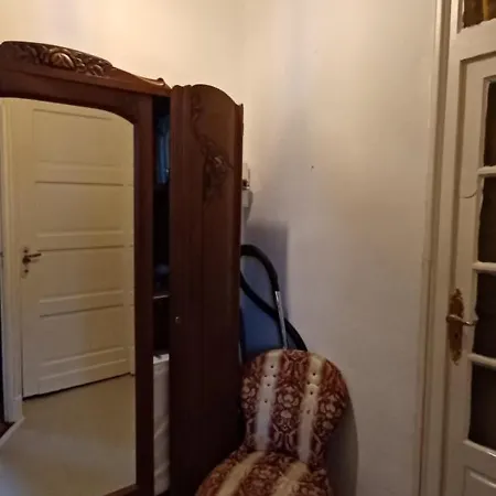 Chez Virginie - Du Bourg منزل للإقامة