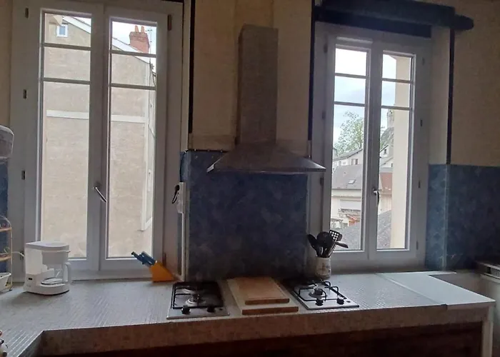 Homestay Chez Virginie - Du Bourg *