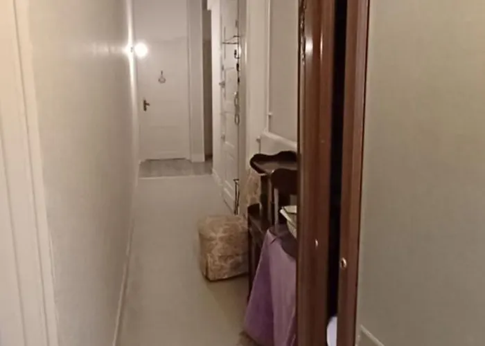 ホームステイ Chez Virginie - Du Bourg *