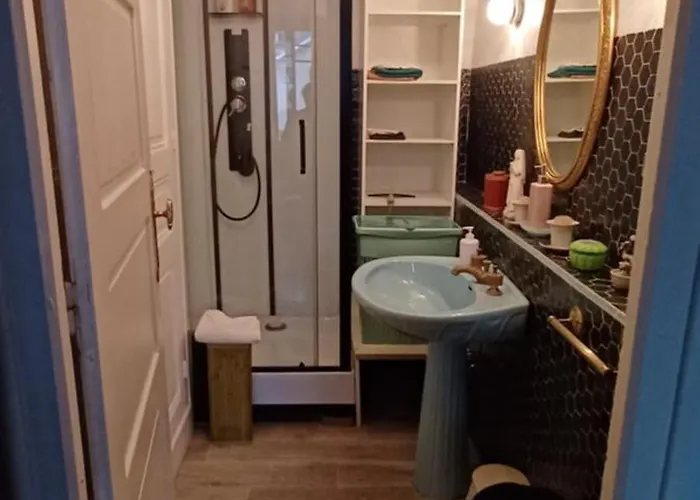 Chez Virginie - Du Bourg Lourdes